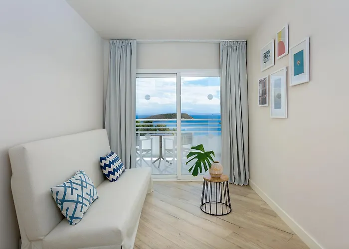 Resort Dreams Cape & 4*